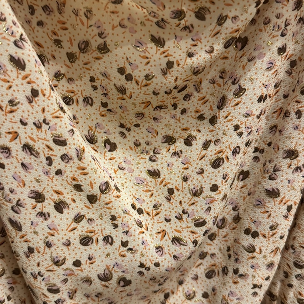 Lush Tank Top - Picture 2 of 4